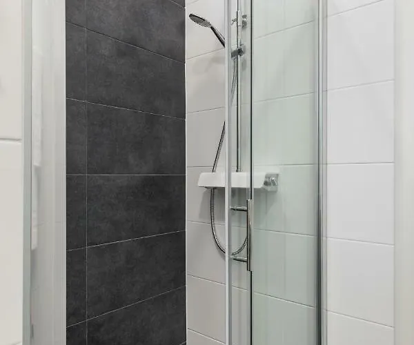 Seabed Rooms1 בית הארחה