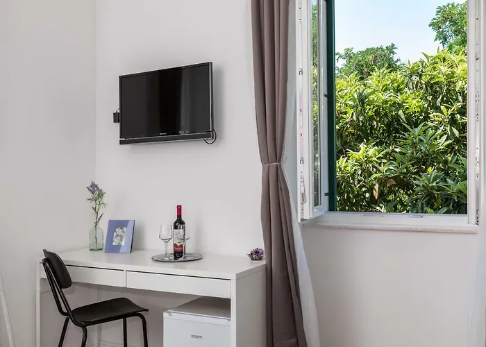 Πανσιόν Seabed Rooms1