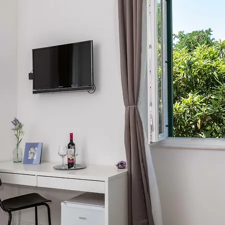 Πανσιόν Seabed Rooms1