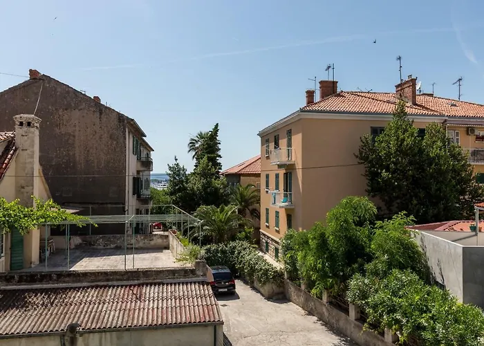 招待所 Seabed Rooms1 4*